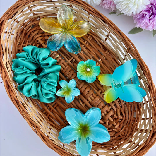 Aqua Bloom Hamper 🌊💙