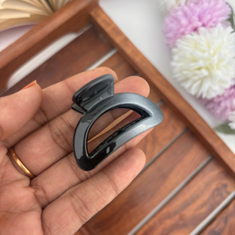 Nude D-Shape Hair Claw – Small