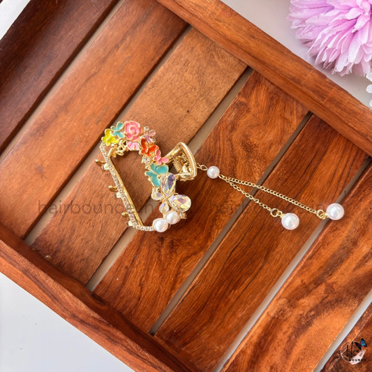 Royal Blossom Pearl Drop Hair Claw – Medium