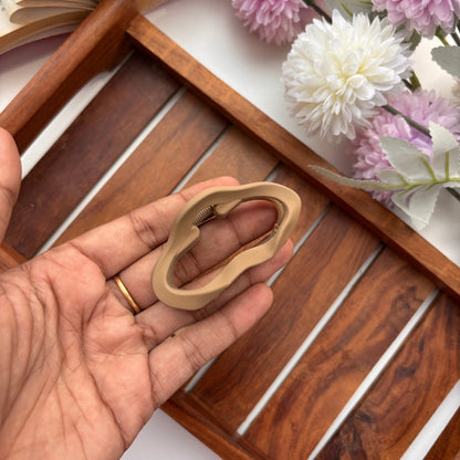 Minimal Wave Hair Claw – Medium