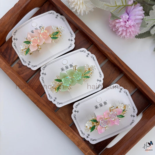 Rose Garden Pearl Hair Barrette – Elegant Floral Clip