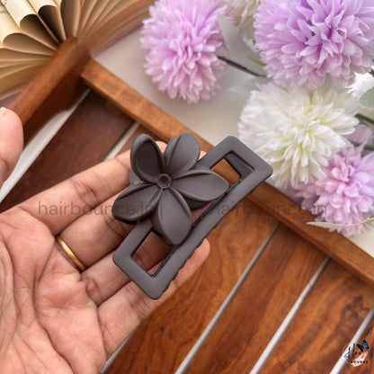 Plumeria Bloom Hair Claw for Women – Medium