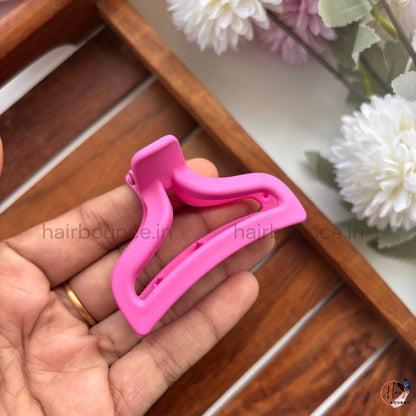 Matte Wave Arch Hair Claw – Medium