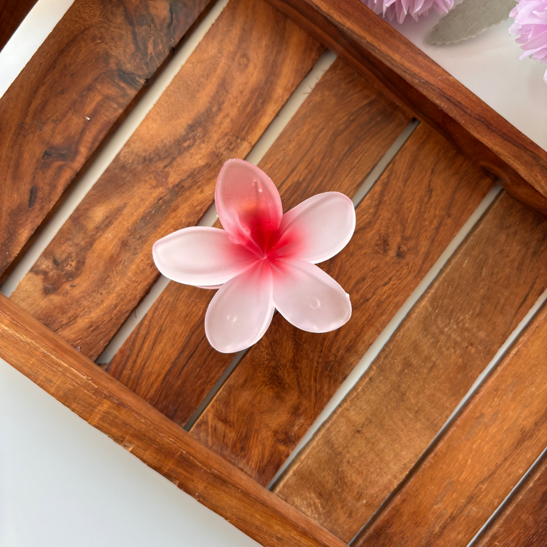 Frosted Plumeria Hair Claw – Medium