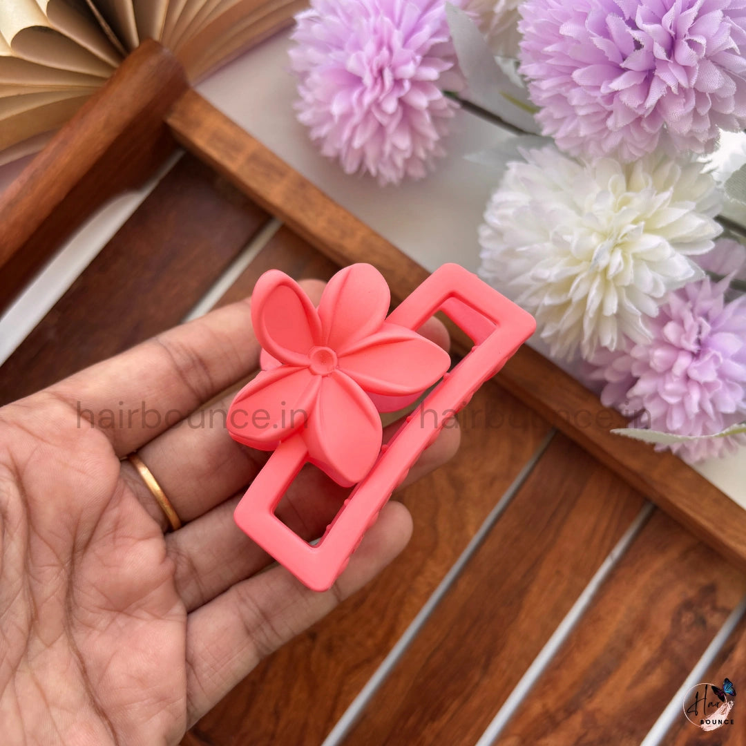 Plumeria Bloom Hair Claw for Women – Medium
