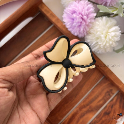 Matte Bow Hair Claw – Medium