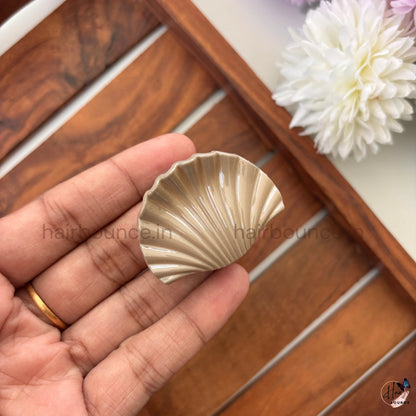 Pastel Seashell Hair Claw – Small