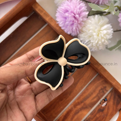 Matte Bow Hair Claw – Medium