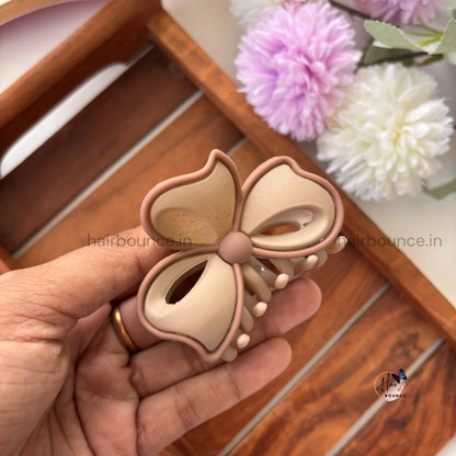 Matte Bow Hair Claw – Medium
