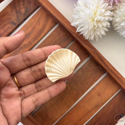 Pastel Seashell Hair Claw – Small