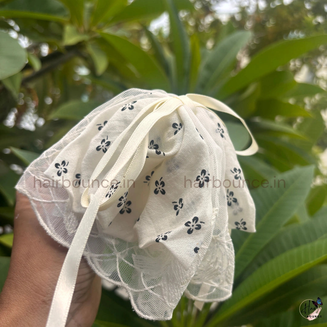 Vintage Lace Bow Hair Claw Clip – Medium