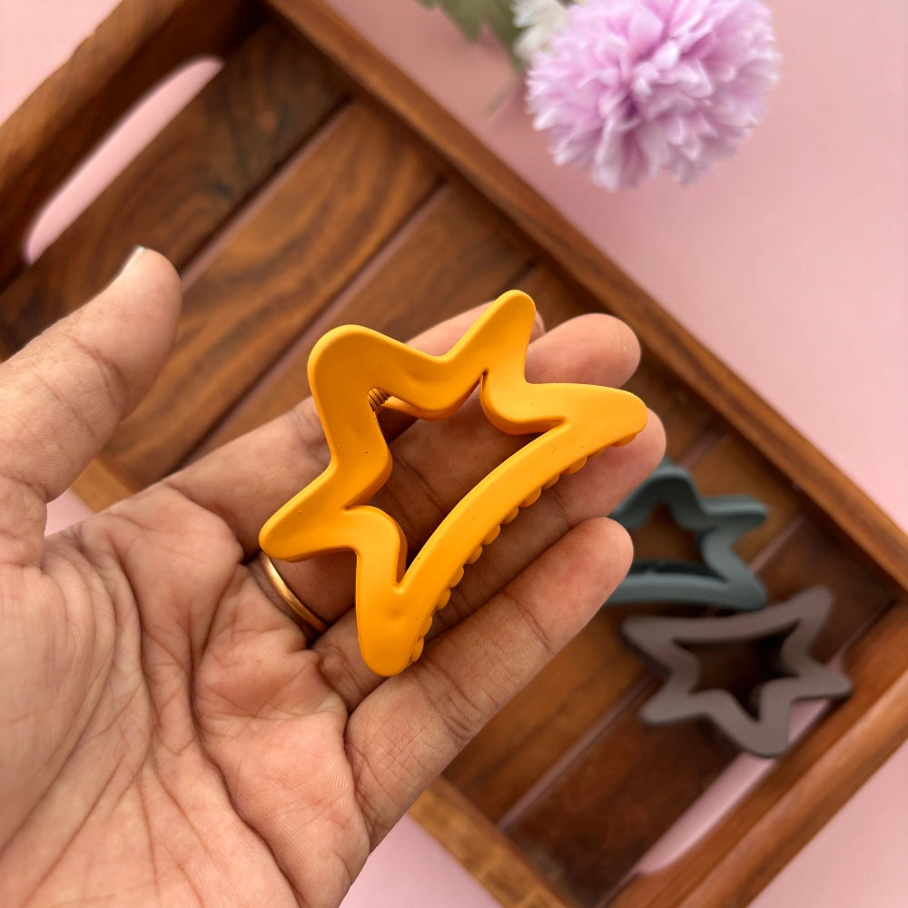Matte Finish Star Shape Hair Claw - Medium