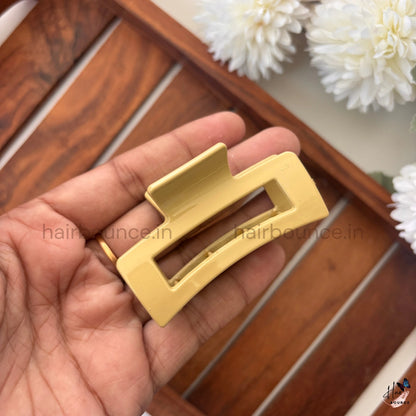 Minimal Rectangle Cutout Hair Claw – Medium