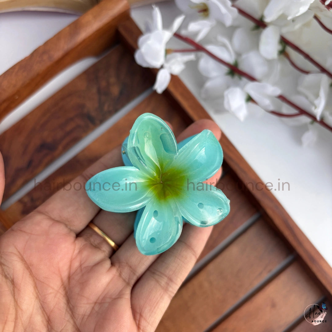 Shiny Lily Flower Hair Claw - Medium