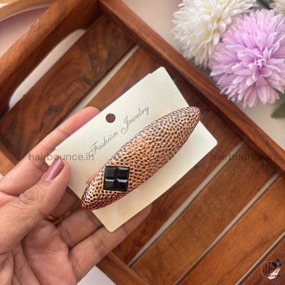 Luxe Textured Snap Clip