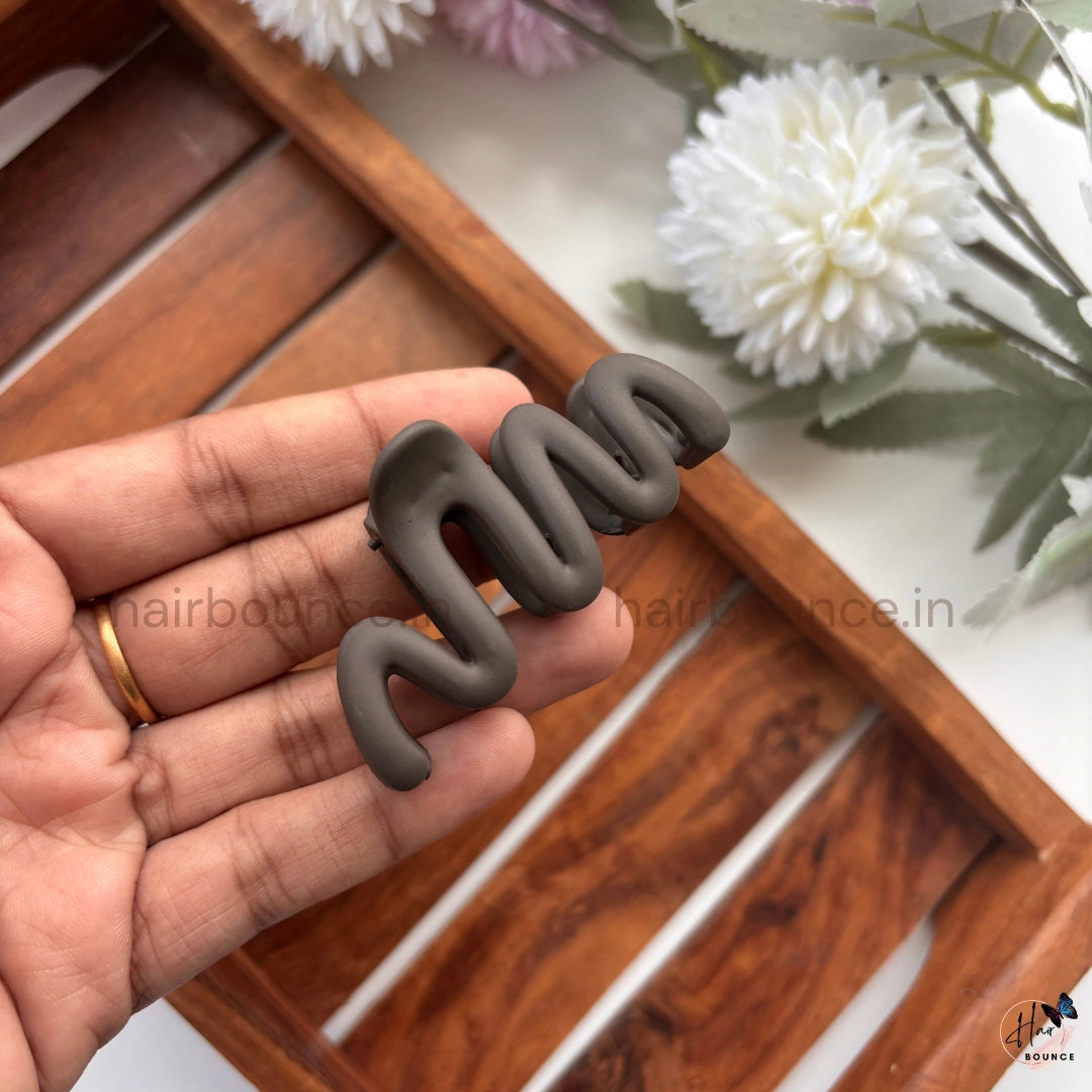 Abstract Wave Hair Claw – Medium