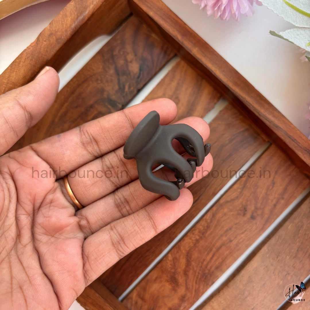 Mini Matte Hair Claw - Small