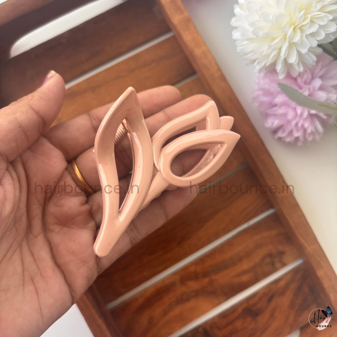Minimal Tulip Petal Hair Claw – Medium