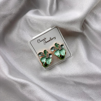 Bloom Pearl Petal Earrings