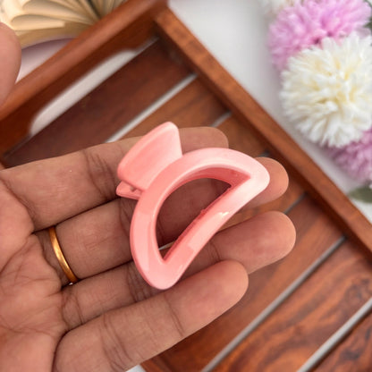 Nude D-Shape Hair Claw – Small