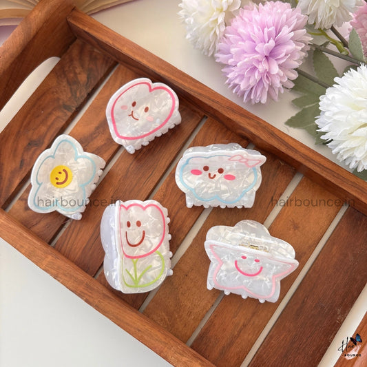 Smiley Cloud Hair Claw - Medium