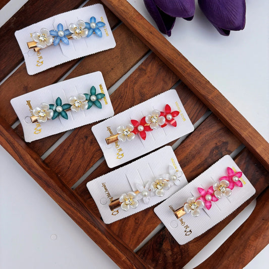 Lilly Pearl Flower Alligator Clip