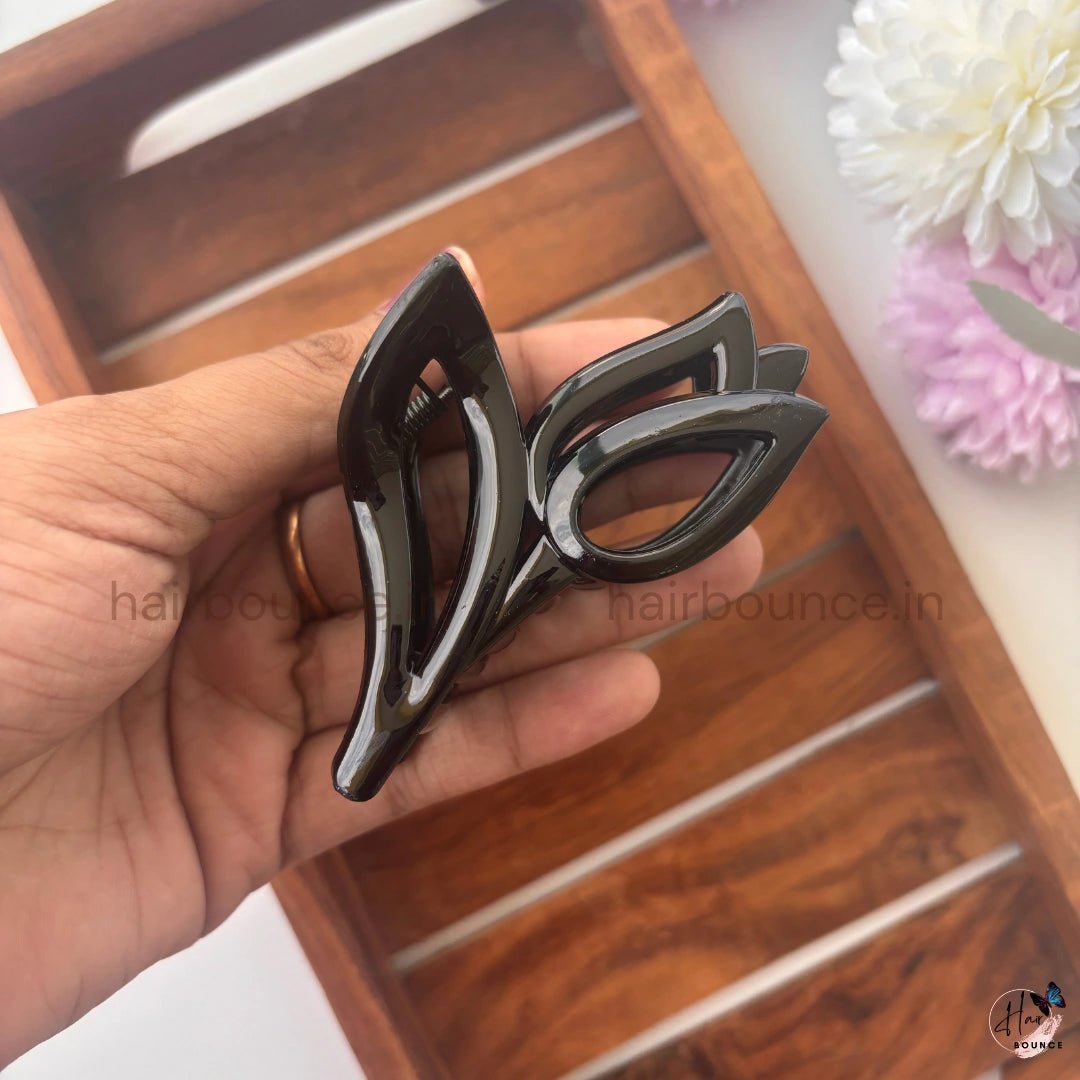 Minimal Tulip Petal Hair Claw – Medium