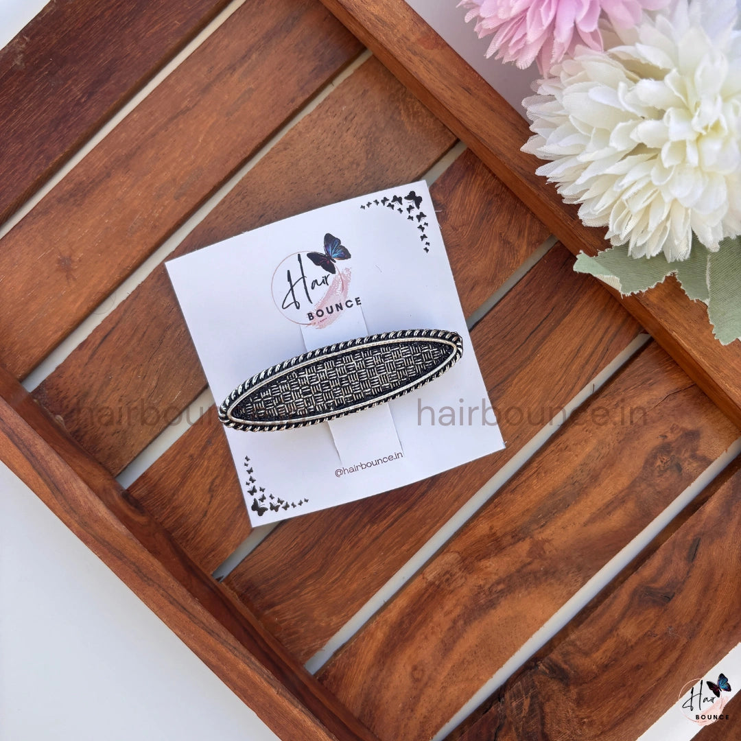 Vintage Noir Oval Hair Barrette – Antique Textured Statement Clip