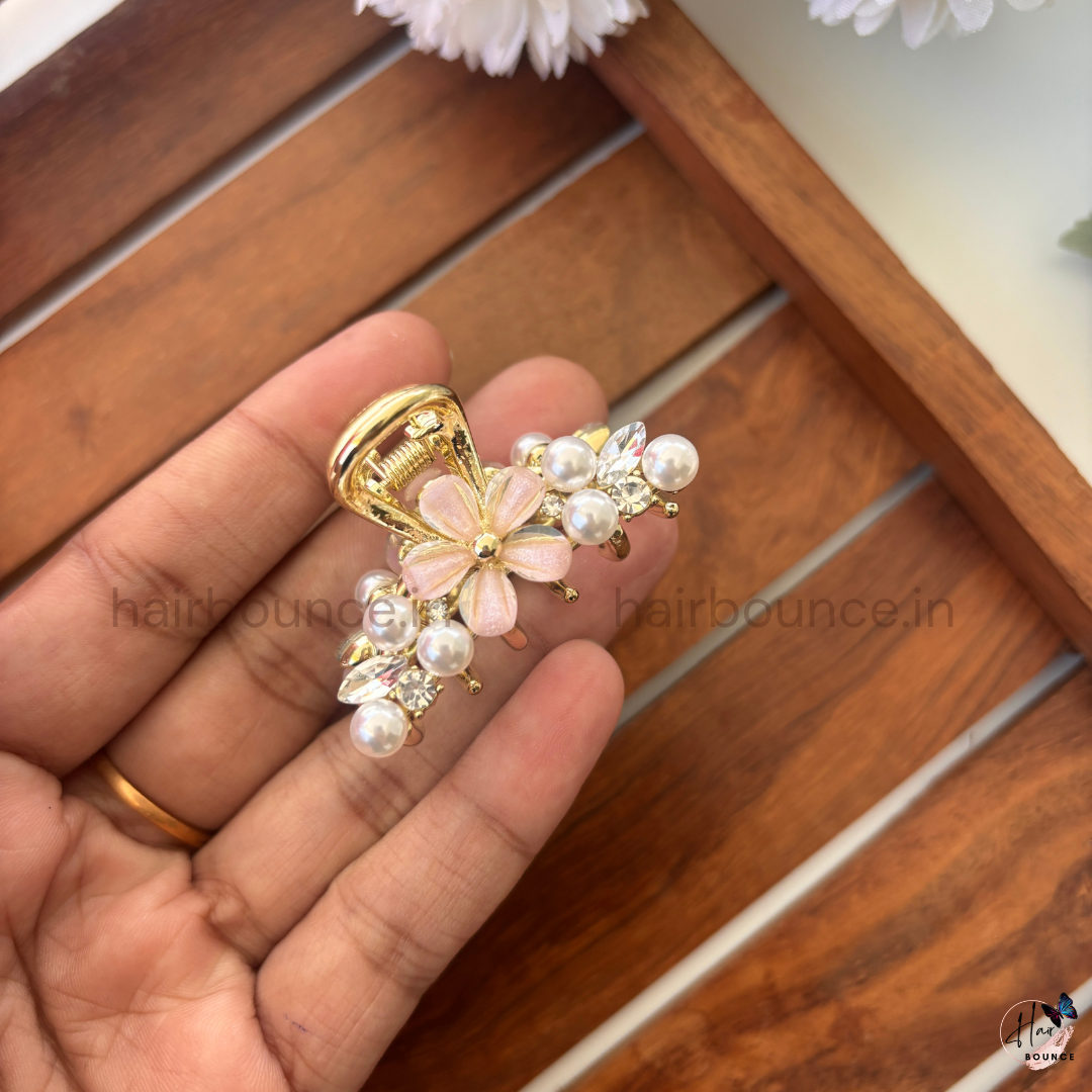 Pearl Bloom Hair Claw - Medium