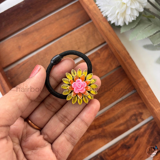 Sunset Bloom Kundan Hair Tie