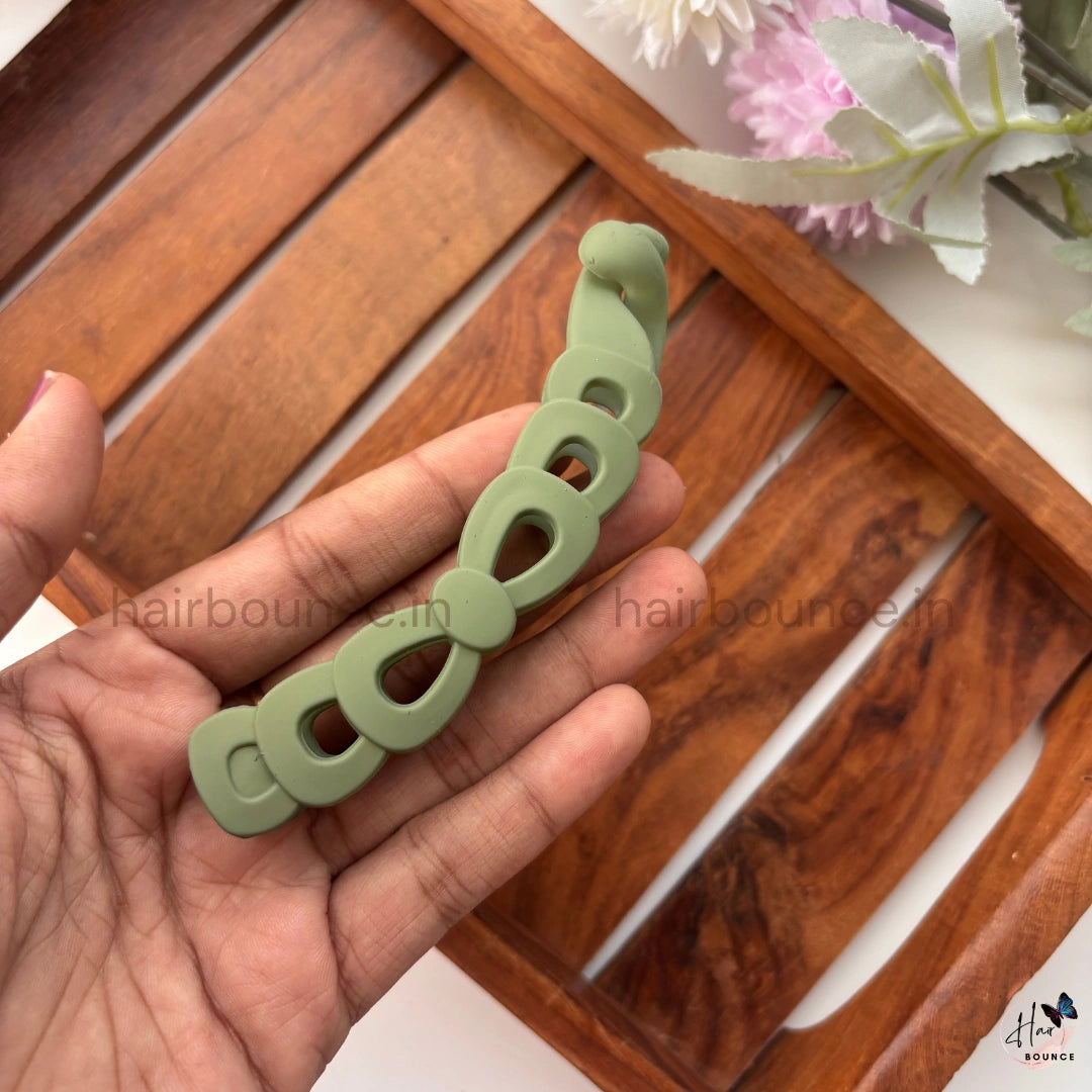 Elegant Loop Matte Banana Clip - Large