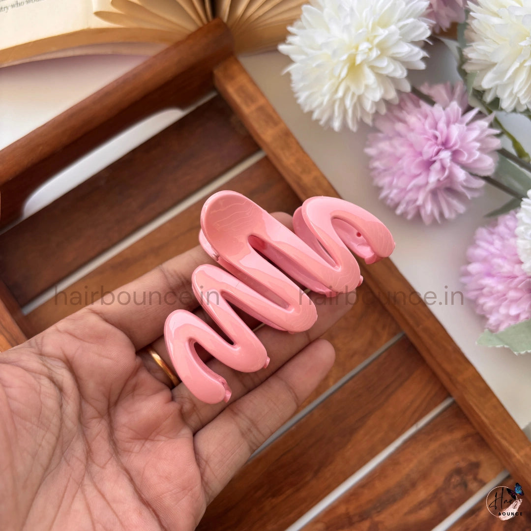 Glossy Wave Hair Clip – Medium