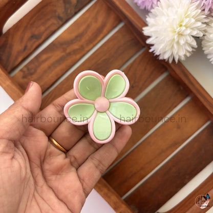 Candy Pastel Daisy Flower Hair Claw – Medium
