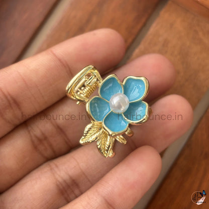 Pearl Bloom Premium Metal Hair Claw - Small