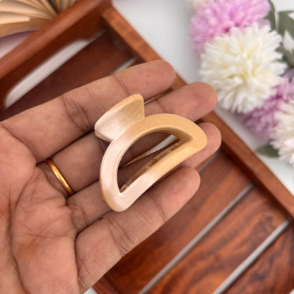 Nude D-Shape Hair Claw – Small