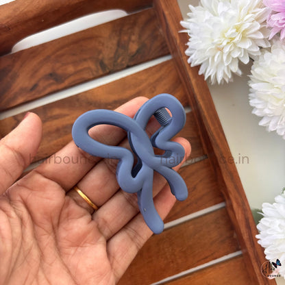 Matte Butterfly Twist Hair Claw – Medium
