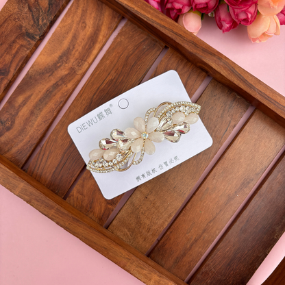 Premium Flower Crystal Center Clip