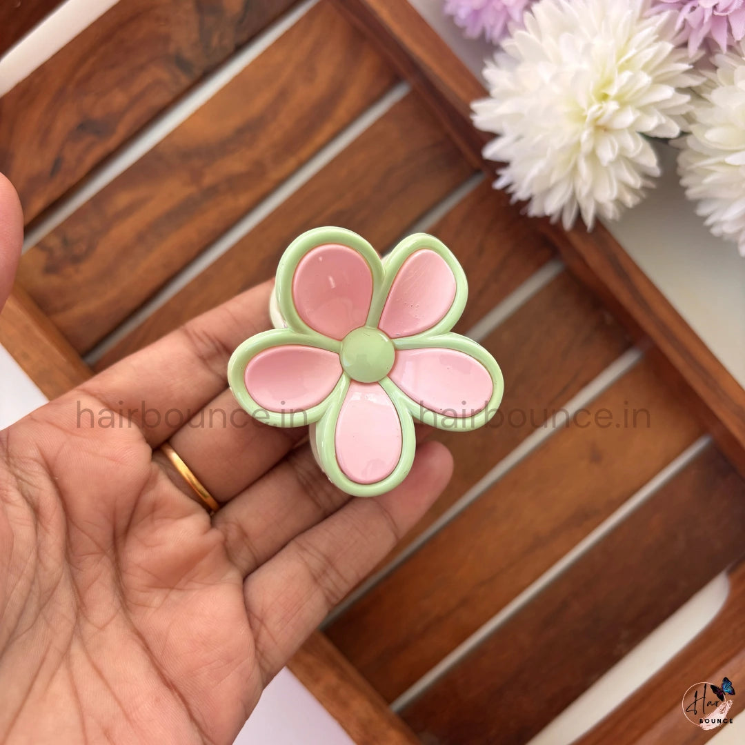 Candy Pastel Daisy Flower Hair Claw – Medium