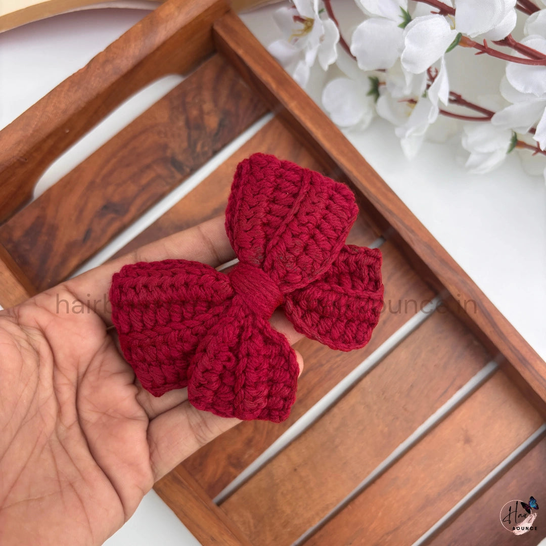 Handmade Crochet Bow Hair Clip – Medium