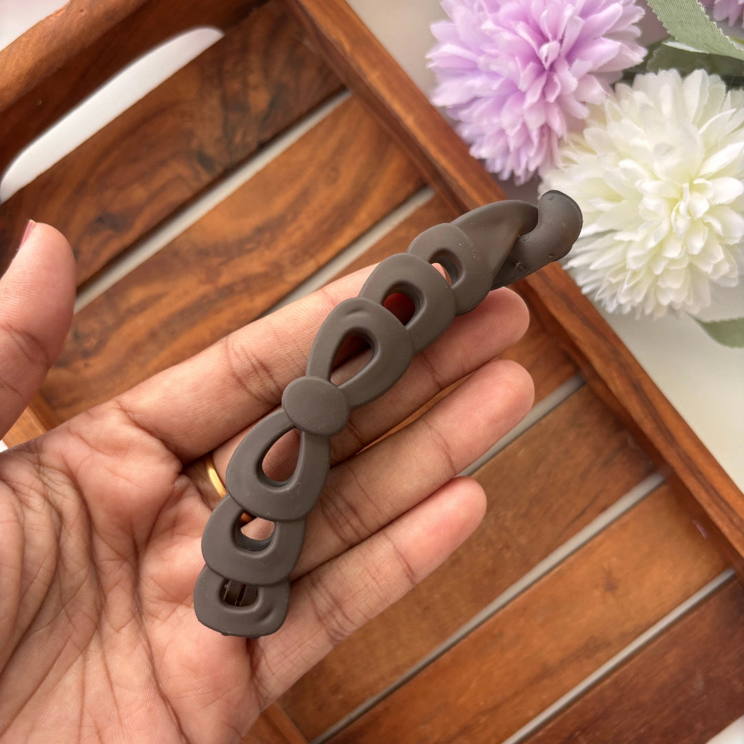 Elegant Loop Matte Banana Clip - Large
