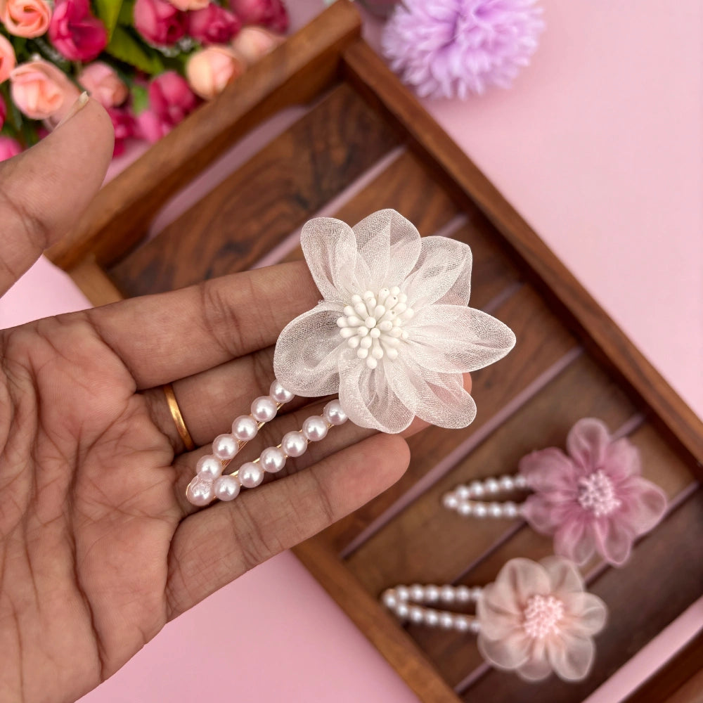 Pearl Petal Clip