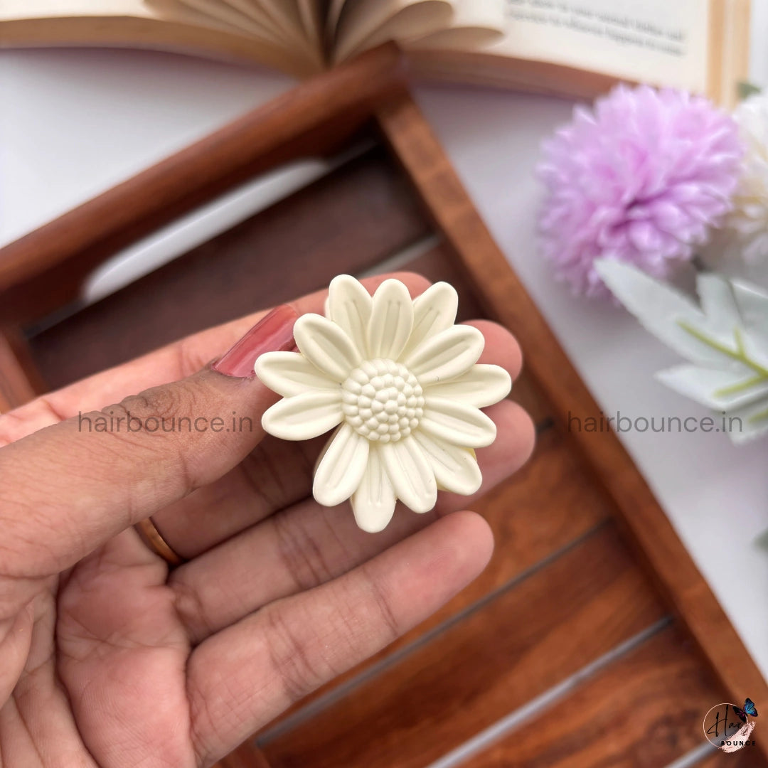 Nude Shade Sunflower Hair Claw – Small