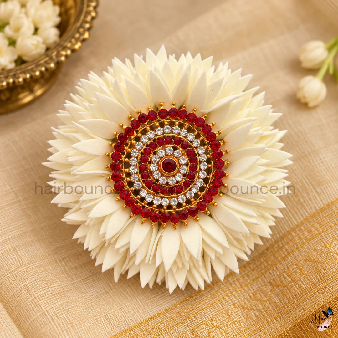 Traditional Pitchi Poo Kemp Stone Floral Center Hair Clip – Ivory White