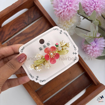 Spring Blossom Pearl Hair Barrette – Elegant Floral Clip
