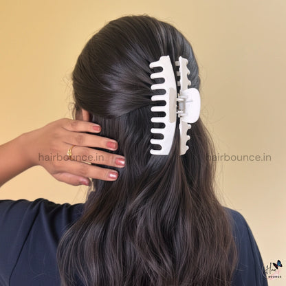 Matte U-Curve Hair Claw - Large