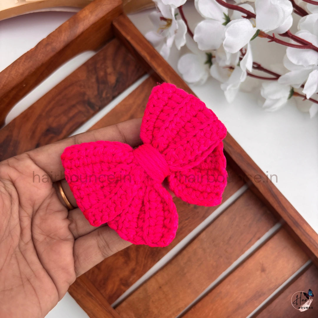 Handmade Crochet Bow Hair Clip – Medium