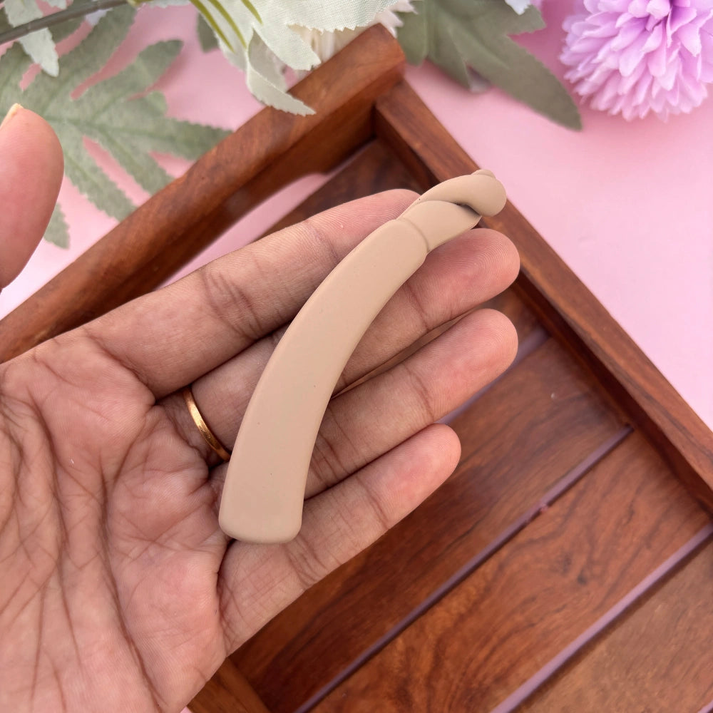 Smooth Finish Banana Clip - Medium