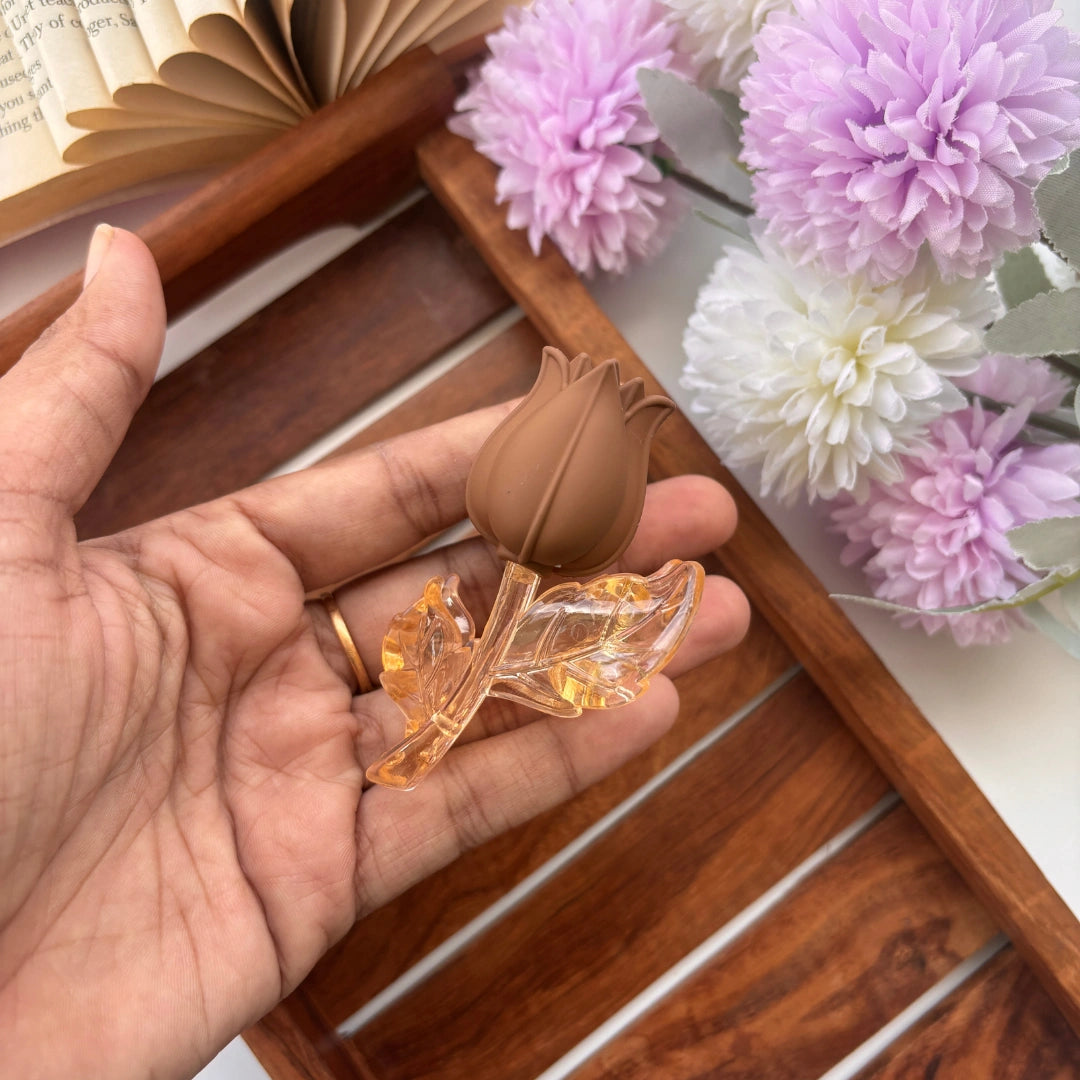 Golden Bloom Tulip Hair Claw – Medium