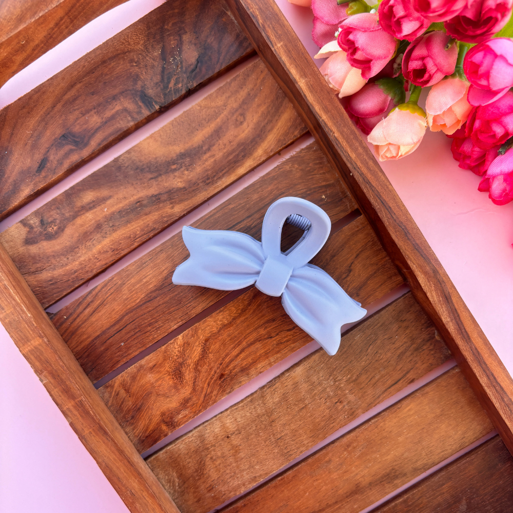 Bow Matte Finish Hair Claw - Medium