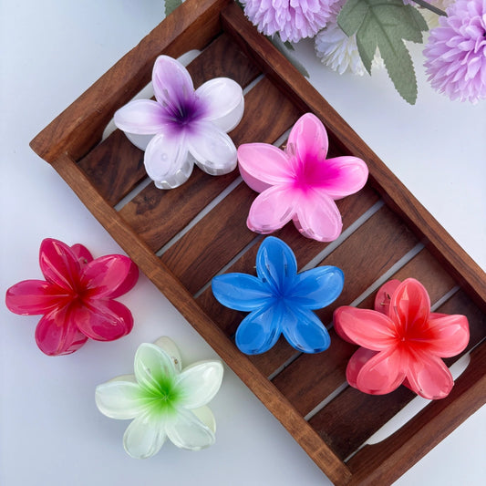 Glossy Plumeria Hair Claw - Large